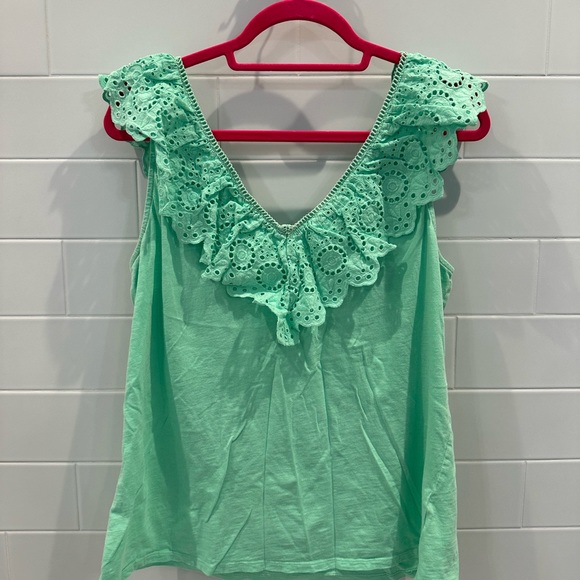 Lilly Pulitzer Skort and Tank Outfit - Picture 2 of 7